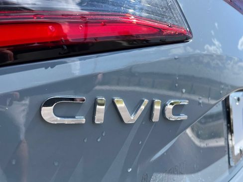 Certified 2023 Honda Civic Sport Touring image 8