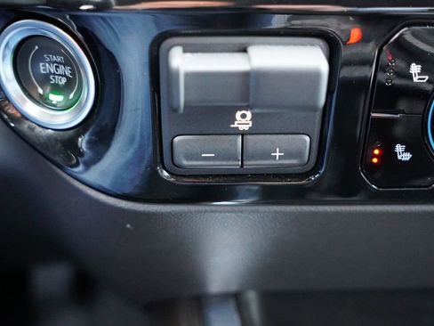 Certified 2023 Chevrolet Silverado 1500 RST image 29