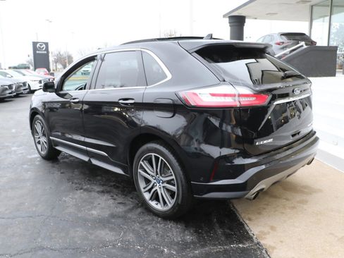 Used 2019 Ford Edge Titanium w/ Equipment Group 301A image 3