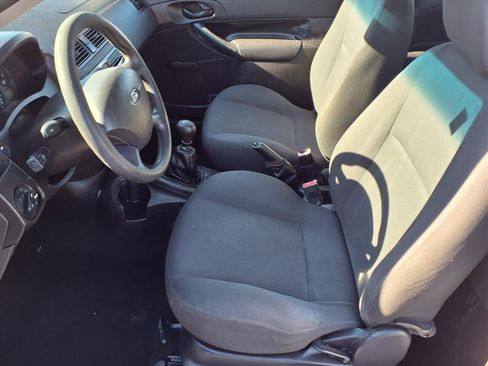 Used 2006 Ford Focus SE image 9