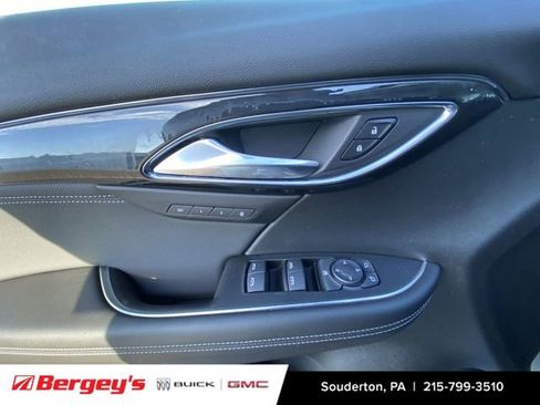 Certified 2025 Buick Envision Preferred image 26