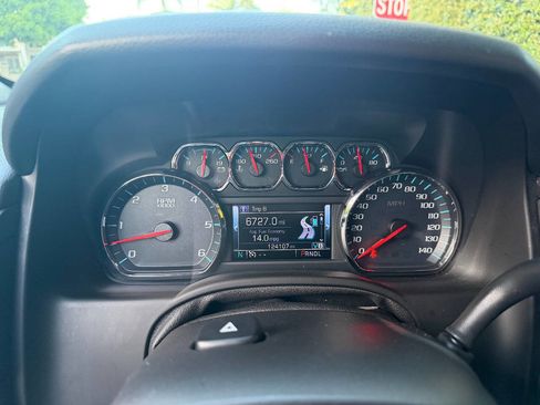 Used 2017 GMC Yukon XL SLT w/ Open Road Package image 36