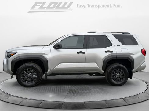 Used 2025 Toyota 4Runner SR5 image 5