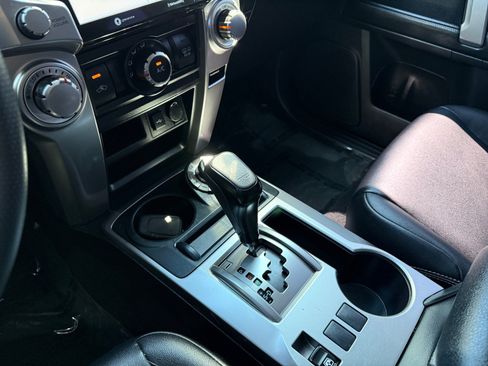 Used 2022 Toyota 4Runner TRD Sport w/ Technology Package AWD/4WD image 13