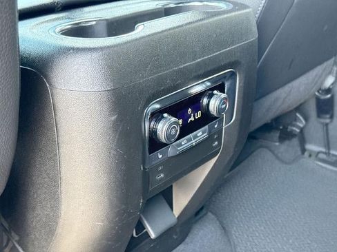 Certified 2025 GMC Yukon Denali AWD/4WD image 21