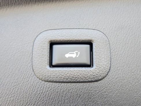 Used 2024 INFINITI QX80 Sensory AWD/4WD image 36