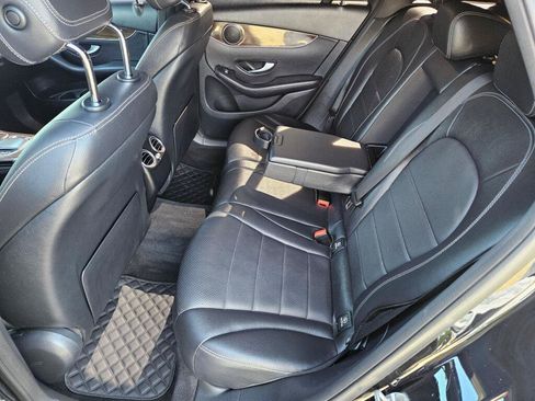 Used 2020 Mercedes-Benz GLC 300 4MATIC image 13