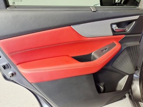 Used 2022 Acura MDX A-Spec image 11