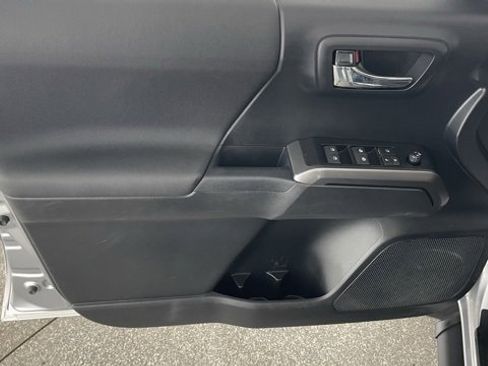Used 2021 Toyota Tacoma SR image 34