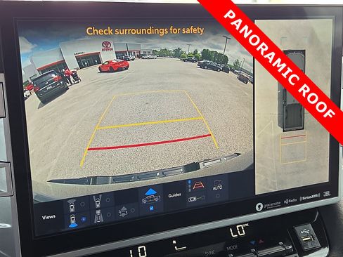Used 2024 Toyota Tundra Platinum AWD/4WD image 18