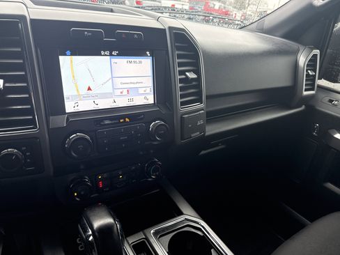 Used 2019 Ford F150 XLT w/ Equipment Group 302A Luxury image 21