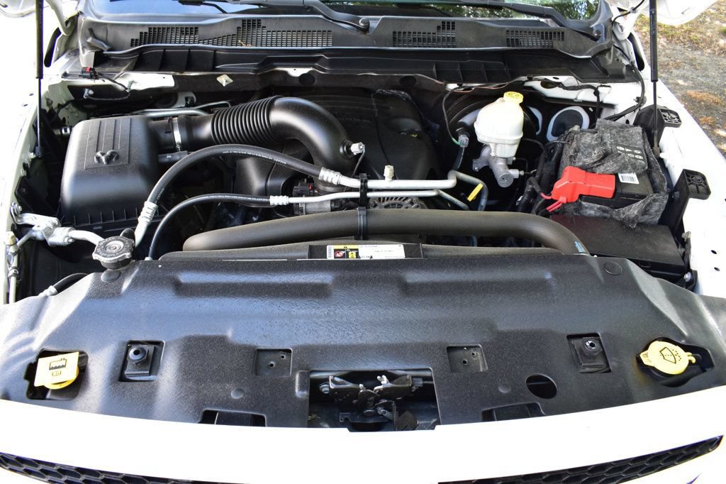 Used 2016 RAM 1500 Express AWD/4WD image 12