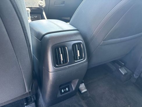 Used 2025 Hyundai Tucson SEL FWD image 24