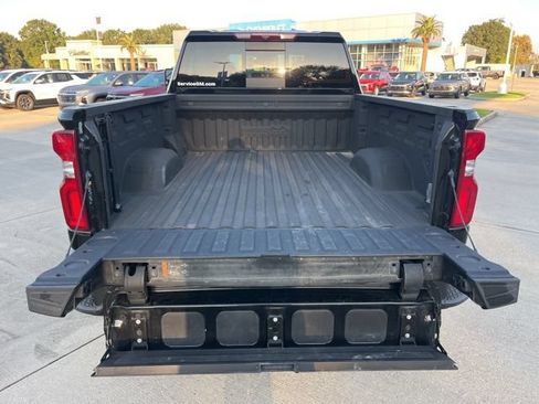 Used 2024 Chevrolet Silverado 2500 High Country w/ Z71 Off-Road Package AWD/4WD image 10