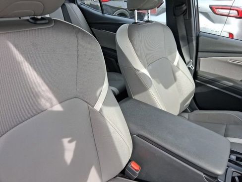 Used 2025 Toyota Camry SE w/ Convenience Package AWD/4WD image 13