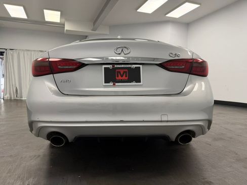 Used 2019 INFINITI Q50 Luxe w/ Essential Package (3.0T Luxe) AWD/4WD image 9