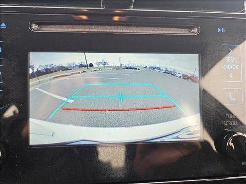 Used 2018 Toyota Prius Two image 13