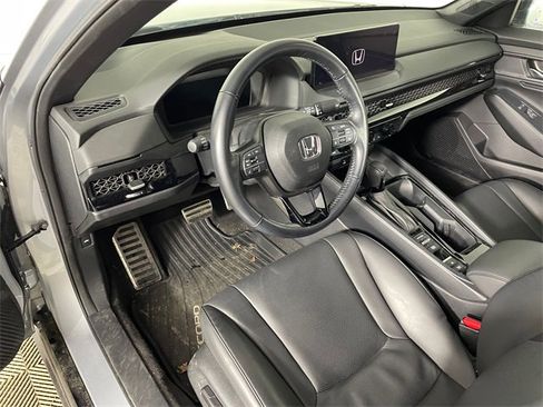 Used 2024 Honda Accord Sport image 3