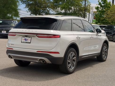 New 2026 Lincoln Corsair Premiere FWD image 3