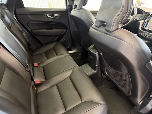 Used 2024 Volvo XC60 T8 Core AWD/4WD image 27