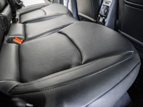 New 2026 Jeep Compass Limited image 32