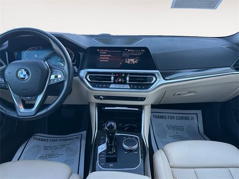 Used 2022 BMW 330i xDrive Sedan w/ Driving Assistance Package image 11