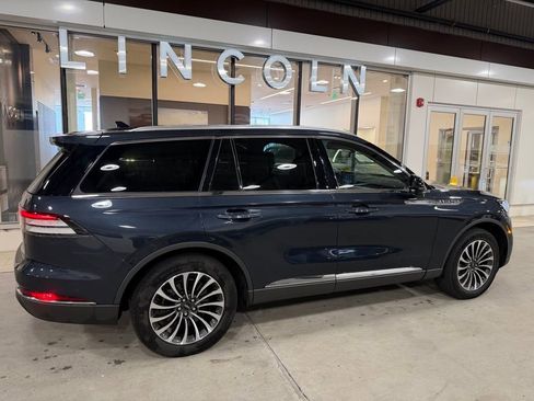 Used 2023 Lincoln Aviator Reserve w/ Equipment Group 201A AWD/4WD image 5