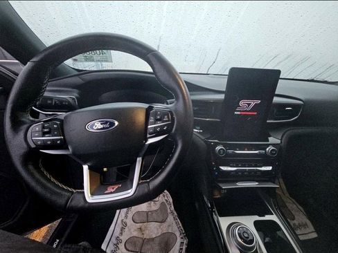 Used 2022 Ford Explorer ST w/ Equipment Group 401A image 8
