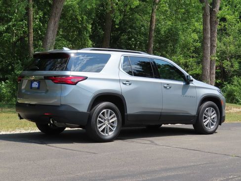 Certified 2023 Chevrolet Traverse LT AWD/4WD image 3