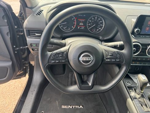 Used 2024 Nissan Sentra S FWD image 15