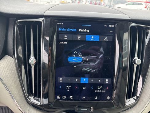 Certified 2023 Volvo XC60 B5 Plus w/ Climate Package image 23
