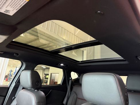 Used 2019 Chevrolet Blazer RS image 14