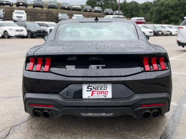 Used 2026 Ford Mustang GT Premium RWD image 6