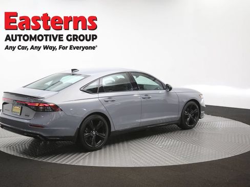 Used 2023 Honda Accord Sport image 43