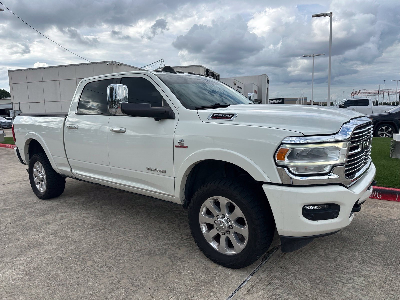 Used 2020 RAM 2500 Laramie AWD/4WD image 1