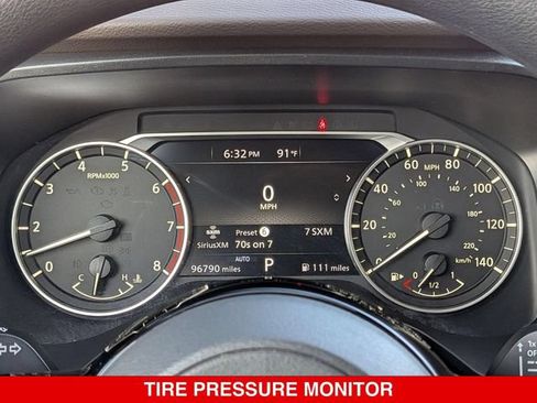 Used 2021 Nissan Rogue SV AWD/4WD image 22