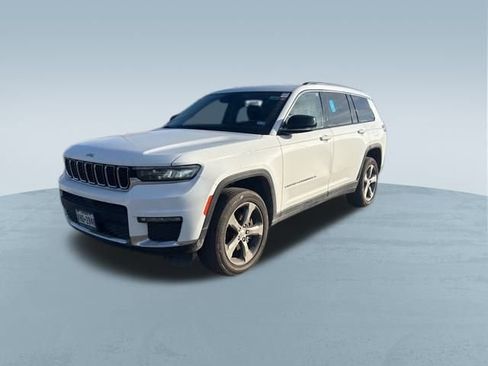 Used 2022 Jeep Grand Cherokee L Limited image 3