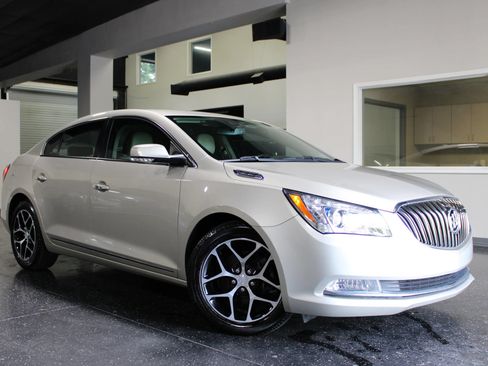 Used 2016 Buick LaCrosse Sport Touring w/ Experience Buick Package FWD image 34