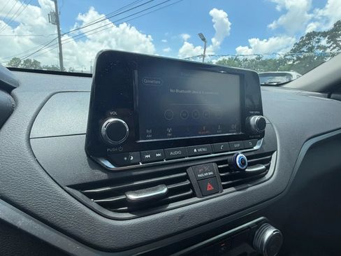 Used 2023 Nissan Altima 2.5 S FWD image 18