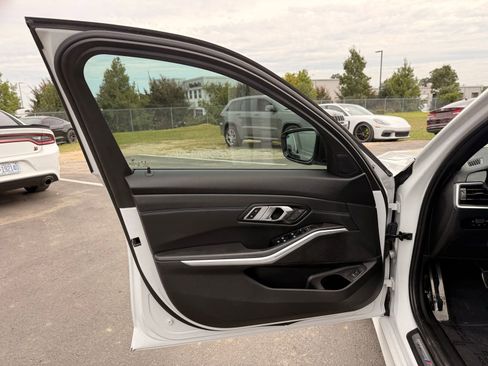 Used 2020 BMW M340i image 18