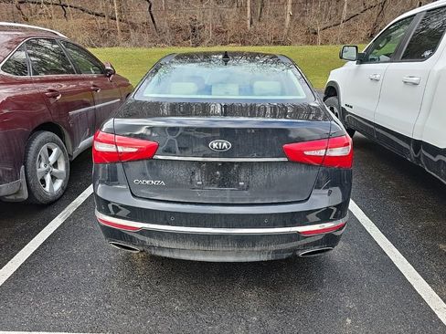 Used 2015 Kia Cadenza Premium image 3