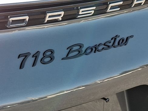 Used 2024 Porsche 718 Boxster image 29