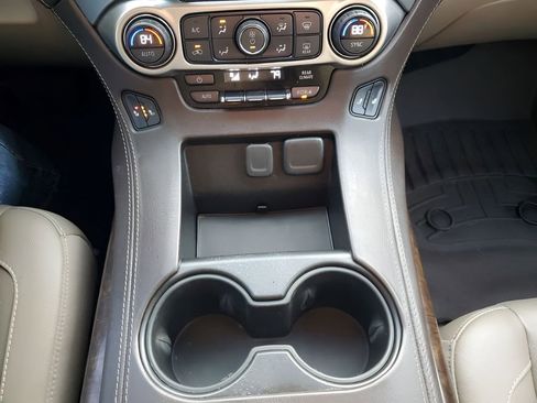 Used 2020 Chevrolet Suburban LT w/ Max Trailering Package image 41