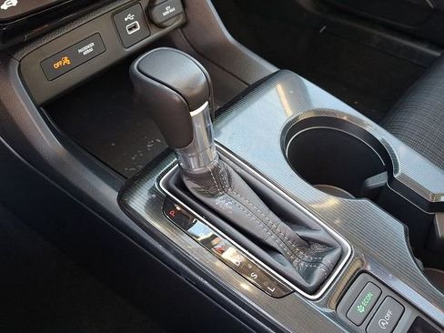 Certified 2022 Honda Civic EX image 15