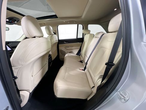 Used 2022 Jeep Grand Cherokee Limited w/ Trailer Tow Prep Group (B) image 24