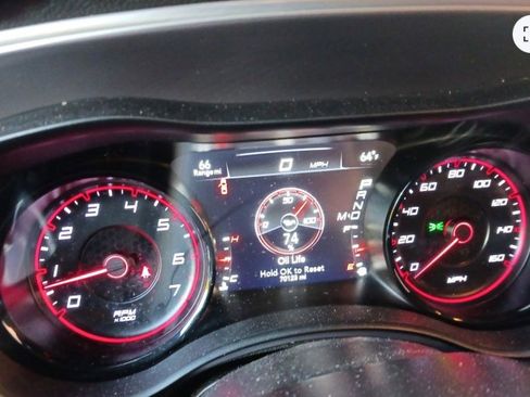 Used 2020 Dodge Charger R/T w/ Blacktop Package RWD image 7