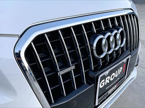 Used 2017 Audi Q5 2.0T Premium Plus w/ Technology Package image 30