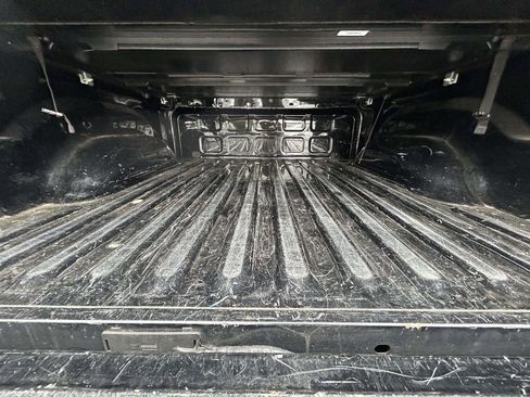 Used 2022 RAM 1500 Classic Warlock w/ Electronics Group AWD/4WD image 16