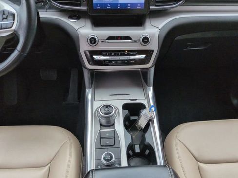 Certified 2023 Ford Explorer XLT w/ Equipment Group 202A image 20