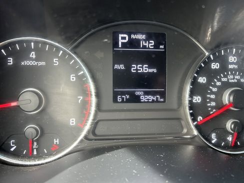 Used 2017 Kia Forte LX image 14